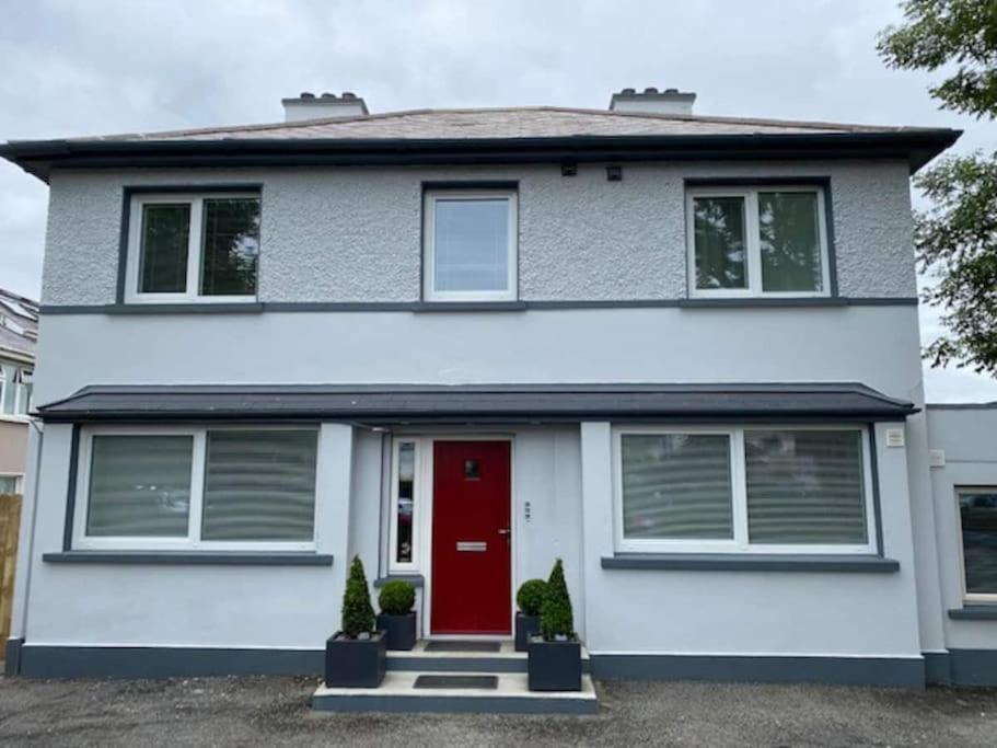 Location, Location - Modern 2 Bed Apt In Killarney Exterior foto